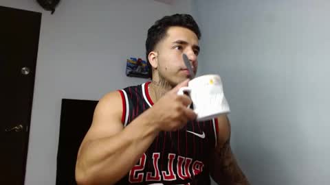 Snapshot of darius_phoenix chatting on 02-09-26, 08:24 Darius Phoenix online show from 02-09-26, 08:24