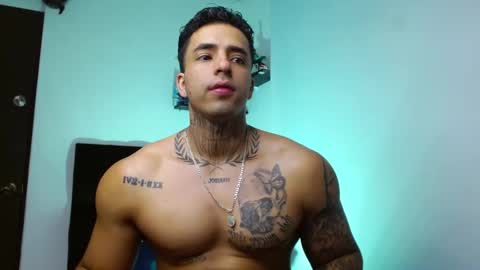 Snapshot of darius_phoenix chatting on 02-10-26, 08:35 Darius Phoenix online show from 02-10-26, 08:35