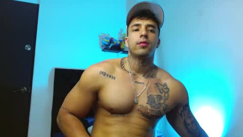 Snapshot of darius_phoenix chatting on 02-12-26, 08:37 Darius Phoenix online show from 02-12-26, 08:37