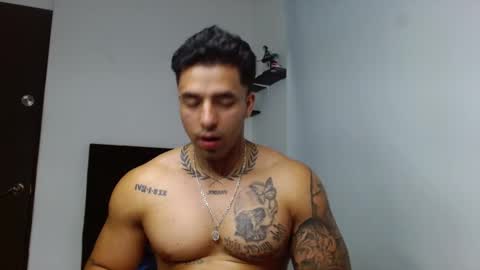 Snapshot of darius_phoenix chatting on 02-21-26, 10:11 Darius Phoenix online show from 02-21-26, 10:11