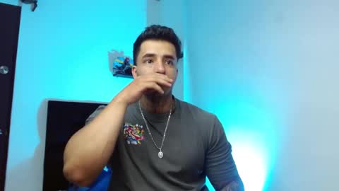 Snapshot of darius_phoenix chatting on 02-26-26, 08:08 Darius Phoenix online show from 02-26-26, 08:08