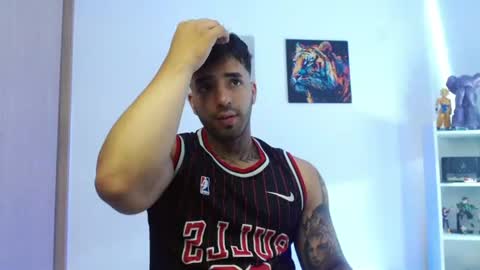Darius Phoenix  online show from 07-08-26, 06:12