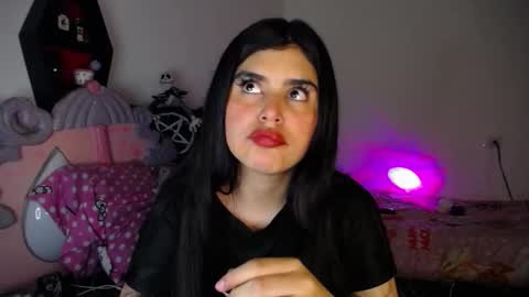 Moony online show from 12-20-25, 09:44