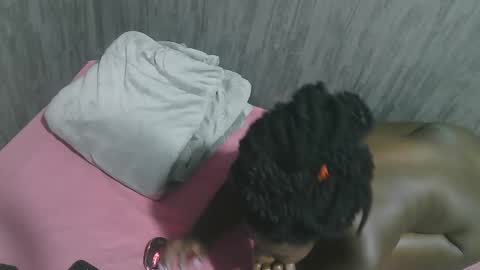 Snapshot of dark_chocoloate chatting on 02-09-26, 09:08 coco online show from 02-09-26, 09:08