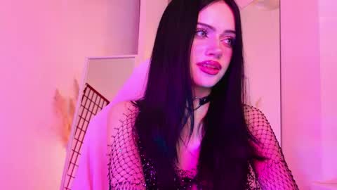 Snapshot of dark_diva chatting on 05-28-26, 09:12 Diva online show from 05-28-26, 09:12