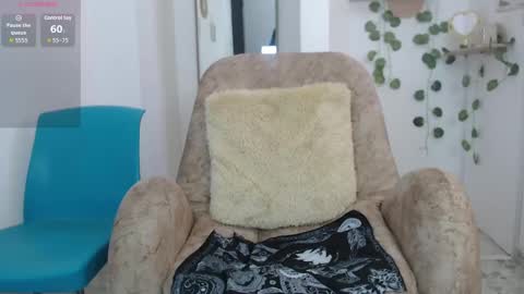 dark_dreams0 online show from 05-07-26, 07:19