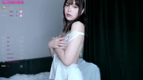 Snapshot of dark_ester chatting on 09-12-25, 01:55 Ester online show from 09-12-25, 01:55