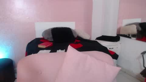 Snapshot of dark_flama chatting on 04-06-26, 12:08 dark_flama online show from 04-06-26, 12:08