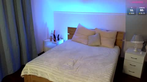 Snapshot of dark_lola_ chatting on 01-13-25, 11:08 Lola online show from 01-13-25, 11:08