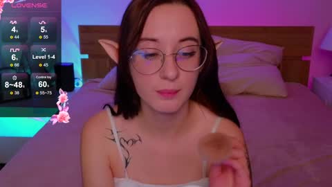 Snapshot of dark_lola_ chatting on 02-08-25, 01:01 Lola online show from 02-08-25, 01:01