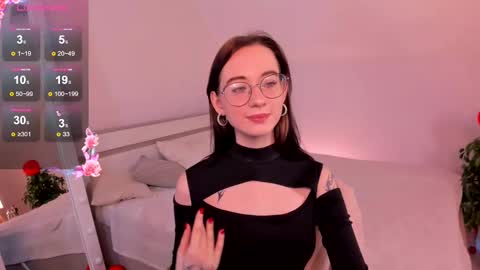 Snapshot of dark_lola_ chatting on 02-16-25, 09:37 Lola online show from 02-16-25, 09:37