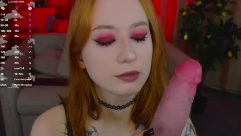 Lola online show from 04-17-26, 02:14