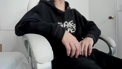 Snapshot of dark_sun333 chatting on 09-21-25, 08:54 dark_sun333 online show from 09-21-25, 08:54