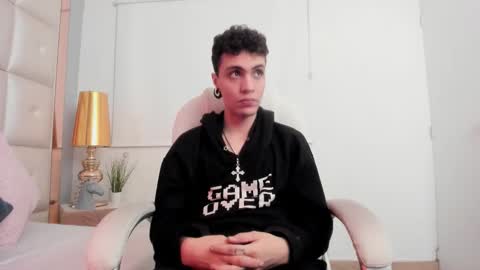 Snapshot of dark_sun333 chatting on 11-21-25, 11:14 dark_sun333 online show from 11-21-25, 11:14