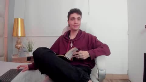 Snapshot of dark_sun333 chatting on 11-29-25, 10:57 dark_sun333 online show from 11-29-25, 10:57