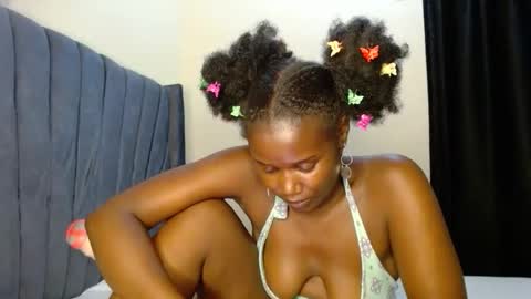 Tiff online show from 04-17-26, 01:25