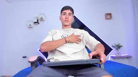 dark_valentino online show from 04-06-26, 04:46