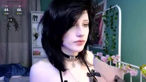 Vamp  online show from 10-10-25, 03:22