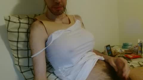 Snapshot of dark_yoh chatting on 11-08-25, 02:34 Dark Yoh online show from 11-08-25, 02:34