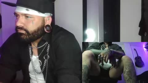 Snapshot of darkclothes chatting on 12-25-24, 10:39 darkclothes online show from 12-25-24, 10:39