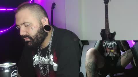 Snapshot of darkclothes chatting on 12-29-24, 07:28 darkclothes online show from 12-29-24, 07:28