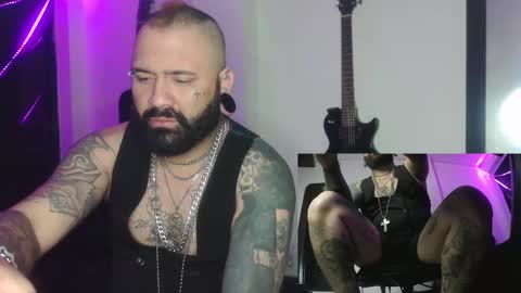 Snapshot of darkclothes chatting on 12-30-24, 10:21 darkclothes online show from 12-30-24, 10:21