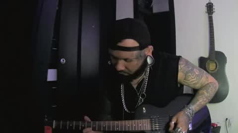 Snapshot of darkclothes chatting on 01-08-25, 03:50 darkclothes online show from 01-08-25, 03:50