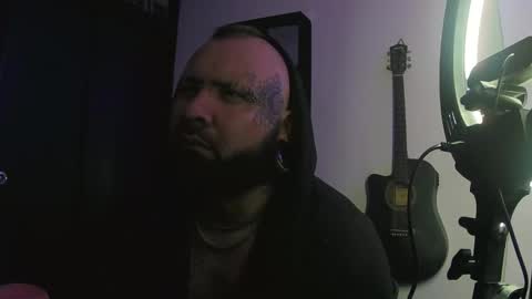 Snapshot of darkclothes chatting on 01-09-25, 07:42 darkclothes online show from 01-09-25, 07:42