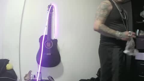 Snapshot of darkclothes chatting on 02-01-25, 11:10 darkclothes online show from 02-01-25, 11:10