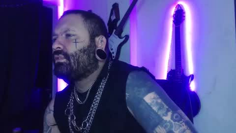 Snapshot of darkclothes chatting on 03-03-25, 02:04 darkclothes online show from 03-03-25, 02:04