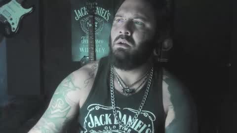 Snapshot of darkclothes chatting on 09-21-25, 01:13 darkclothes online show from 09-21-25, 01:13