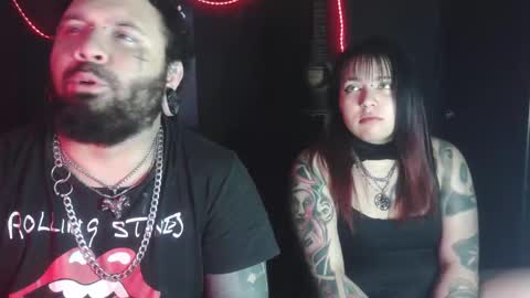 Snapshot of darkclothes chatting on 09-25-25, 02:48 darkclothes online show from 09-25-25, 02:48