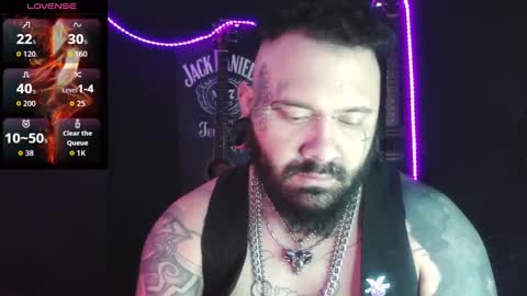 Snapshot of darkclothes chatting on 10-04-25, 10:19 darkclothes online show from 10-04-25, 10:19