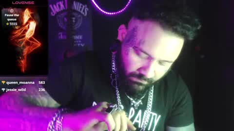 Snapshot of darkclothes chatting on 10-08-25, 07:50 darkclothes online show from 10-08-25, 07:50