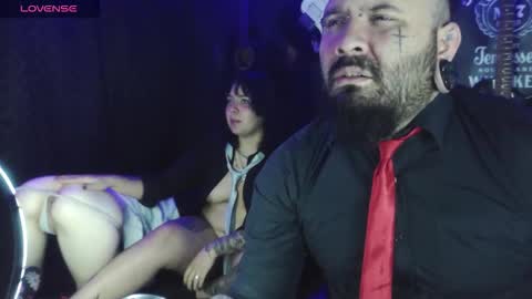 Snapshot of darkclothes chatting on 10-31-25, 06:47 darkclothes online show from 10-31-25, 06:47