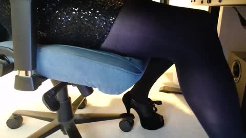 darkestme online show from 01-13-26, 11:15