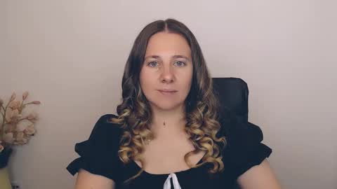 Anna online show from 09-19-25, 08:20