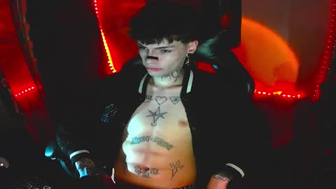   online show from 12-15-25, 07:34