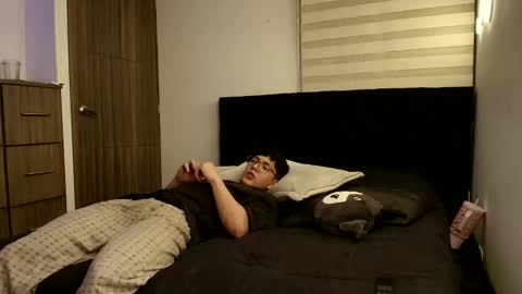 darkpleasuress online show from 03-10-26, 08:30