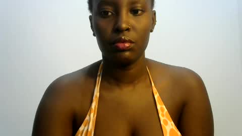 Snapshot of darkqueen19 chatting on 07-07-26, 07:40 shan online show from 07-07-26, 07:40