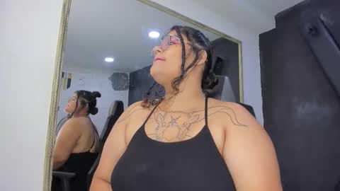 Snapshot of darkreed_ chatting on 02-16-26, 05:03 Dark ReeD online show from 02-16-26, 05:03