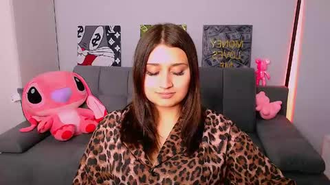 Amelie online show from 04-18-26, 07:07