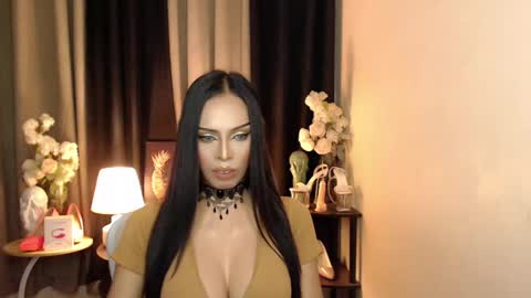 Snapshot of darksoul_mistress chatting on 02-02-25, 11:08 HAPPY BIRTHDAY MISTRESS MADRIANA online show from 02-02-25, 11:08