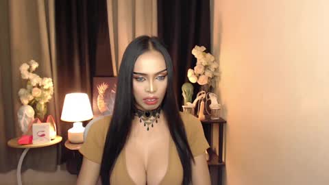 Snapshot of darksoul_mistress chatting on 02-03-25, 10:58 HAPPY BIRTHDAY MISTRESS MADRIANA online show from 02-03-25, 10:58
