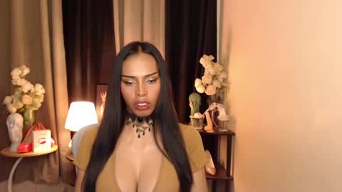 Snapshot of darksoul_mistress chatting on 02-16-25, 12:08 HAPPY BIRTHDAY MISTRESS MADRIANA online show from 02-16-25, 12:08