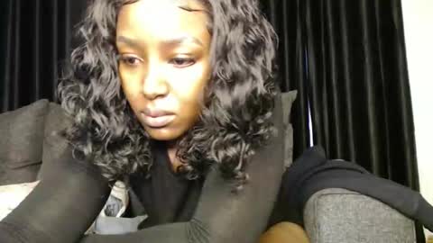 darktanqueen online show from 10-20-25, 03:18