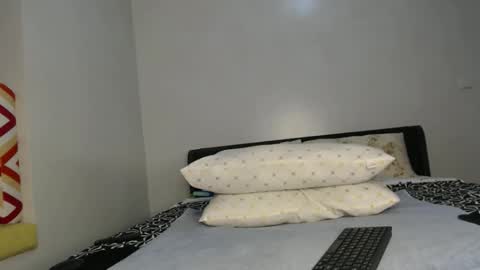 darktanqueen online show from 12-23-25, 05:16