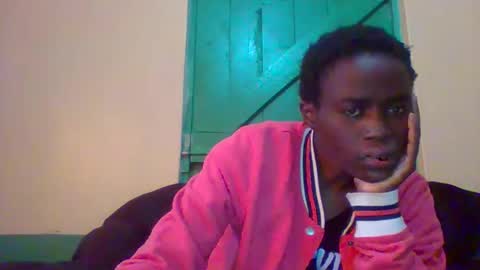 Snapshot of darkvelvet503011 chatting on 09-21-25, 01:35 darkvelvet503011 online show from 09-21-25, 01:35