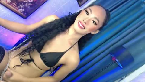 Snapshot of darkxmonica1111 chatting on 11-19-25, 10:54 its me monica online show from 11-19-25, 10:54