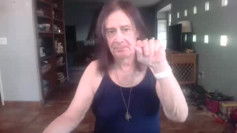 Snapshot of darla_darling1222101 chatting on 02-23-26, 01:03 darla_darling1222101 online show from 02-23-26, 01:03